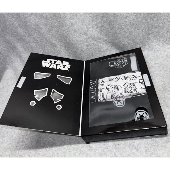 Officially Licensed Star Wars Underwear & Sock Set Size Medium Boxers Brief 6-12 - Picture 2 of 4